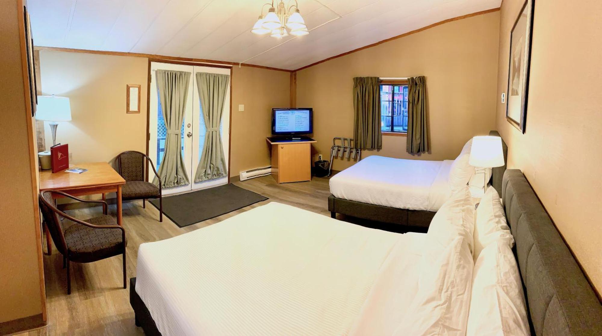 Sunwapta Falls Rocky Mountain Lodge Jasper Room photo